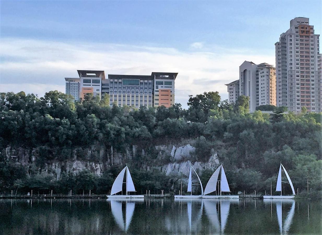 Resort Suites By Landmark At Bandar Sunway Sunway Lagoon Kampong Penaga  Exterior foto